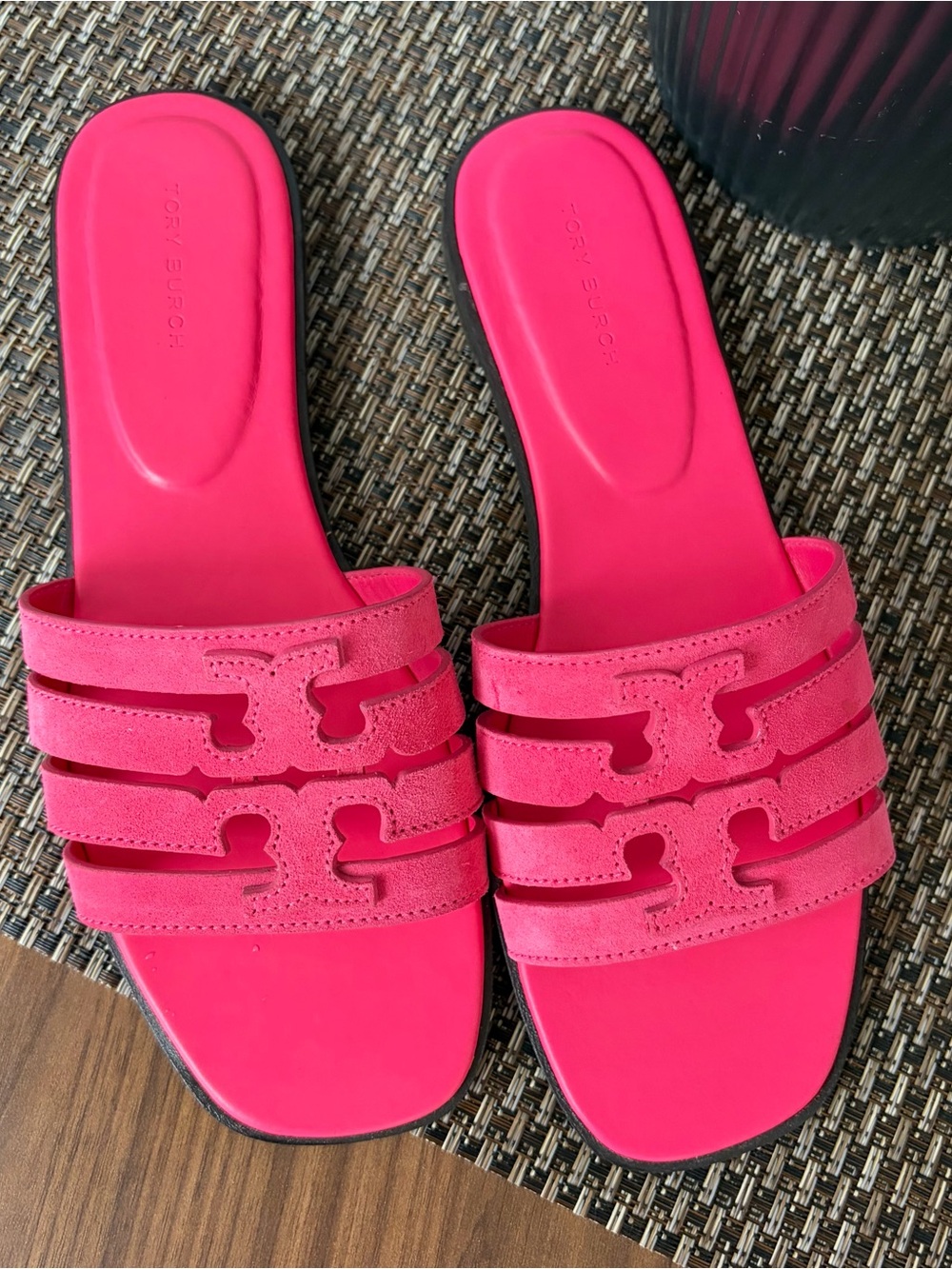 Tory Burch Ines Slide Fuchsia Suede size 7.5 - Picture 3 of 10